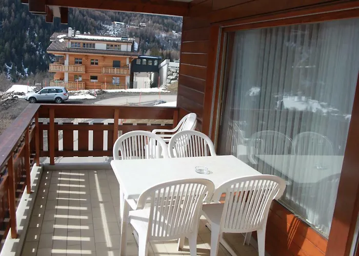 Dans Le Centre Thermal Les Sources Апартаменты